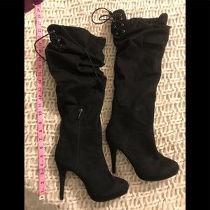 Thalia Sodi Never worn Woman’s Boots size 7